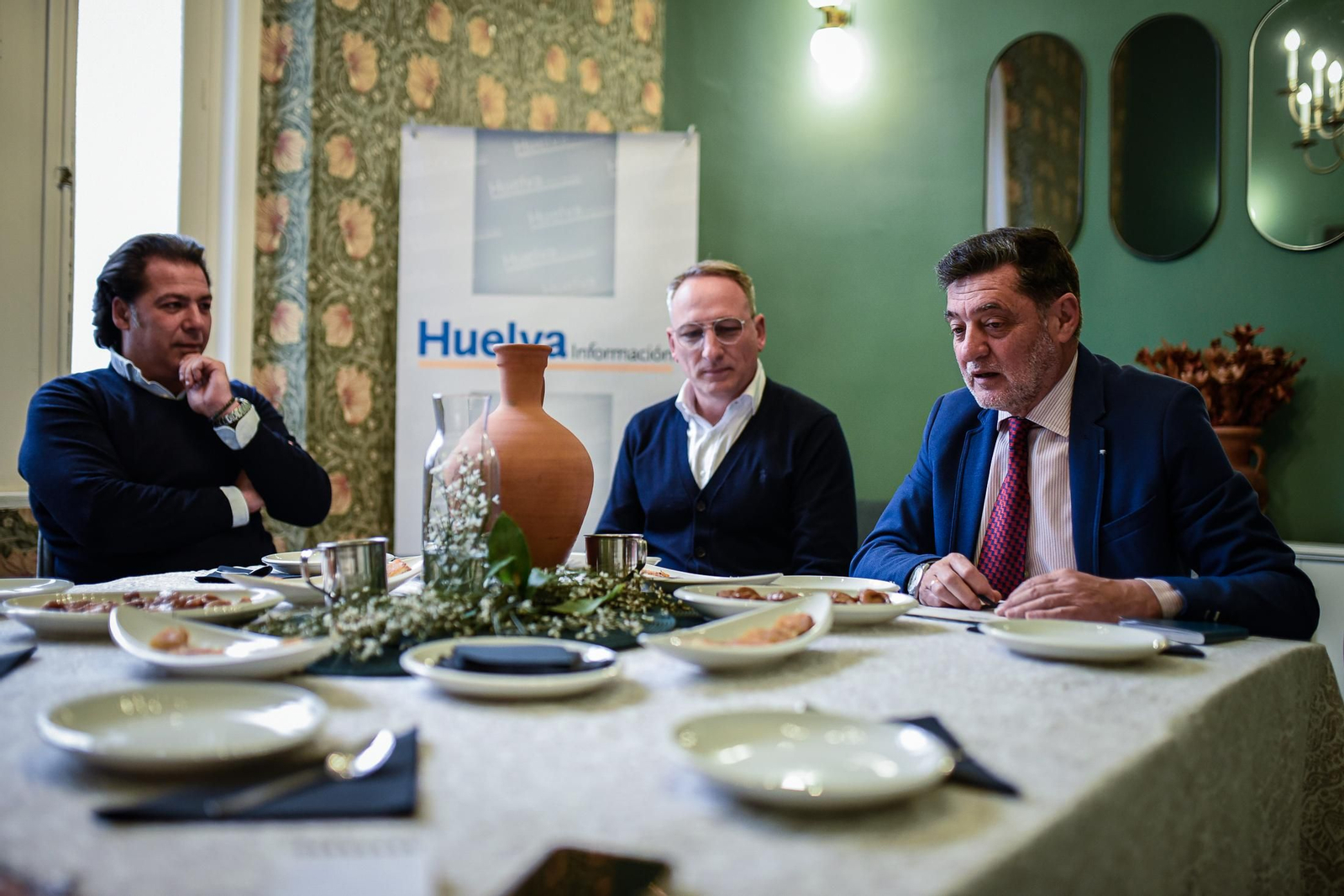 Imágenes de la Tertulia Cofrade en el Gilda