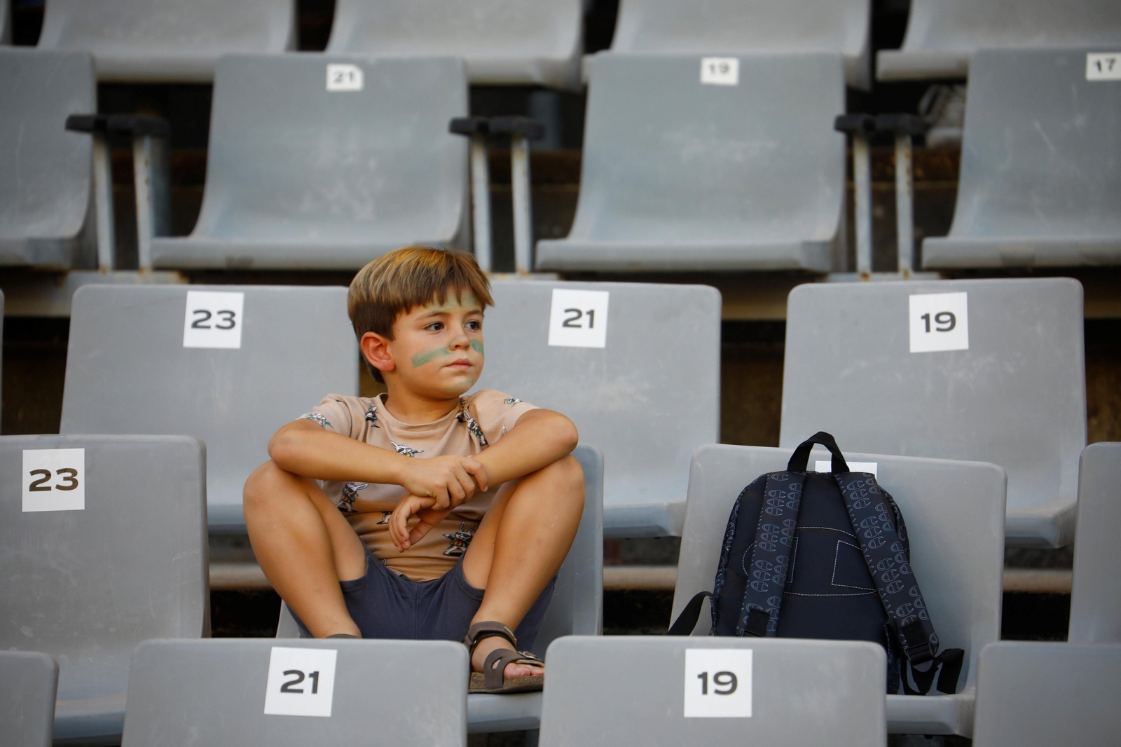 El ambiente en las gradas de El Arcángel para el Córdoba CF - Recreativo Granada, en imágenes