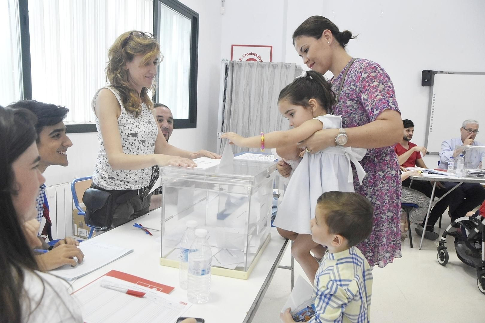 Galería de fotos de las elecciones municipales en Córdoba