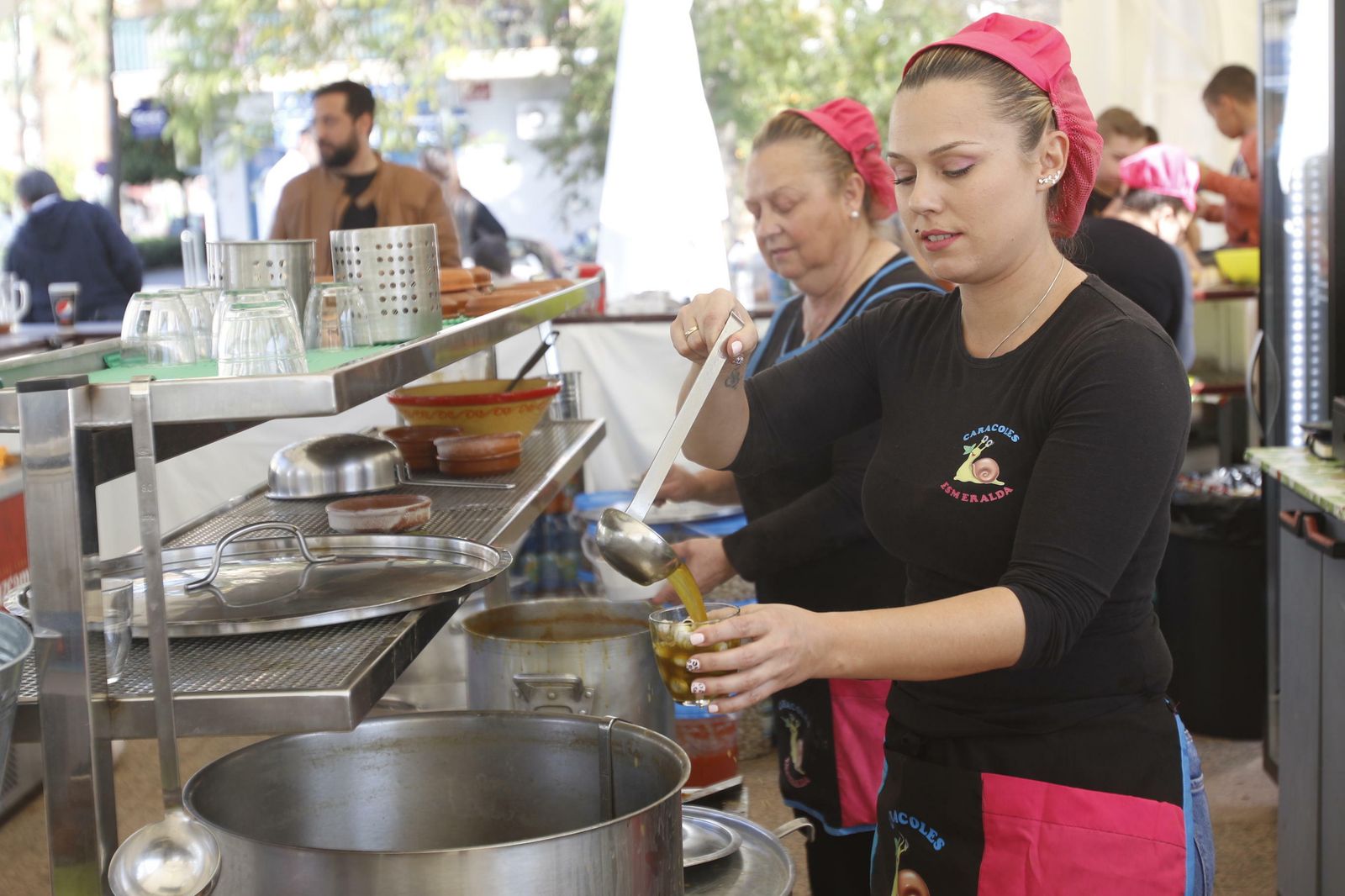 El puesto de caracoles Esmeralda, en el Zoco, en fotos