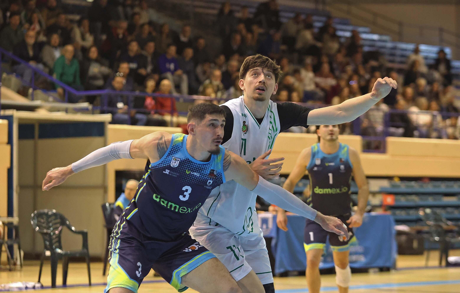 Las mejores fotos del Udea - Huesca, con Scariolo como espectador en el Doctor Juan Carlos Mateo