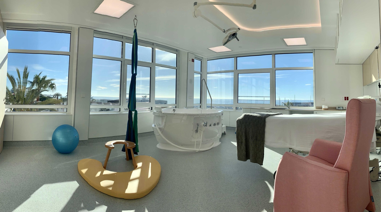 La sala de dilatación del Hospital Quironsalud Marbella.