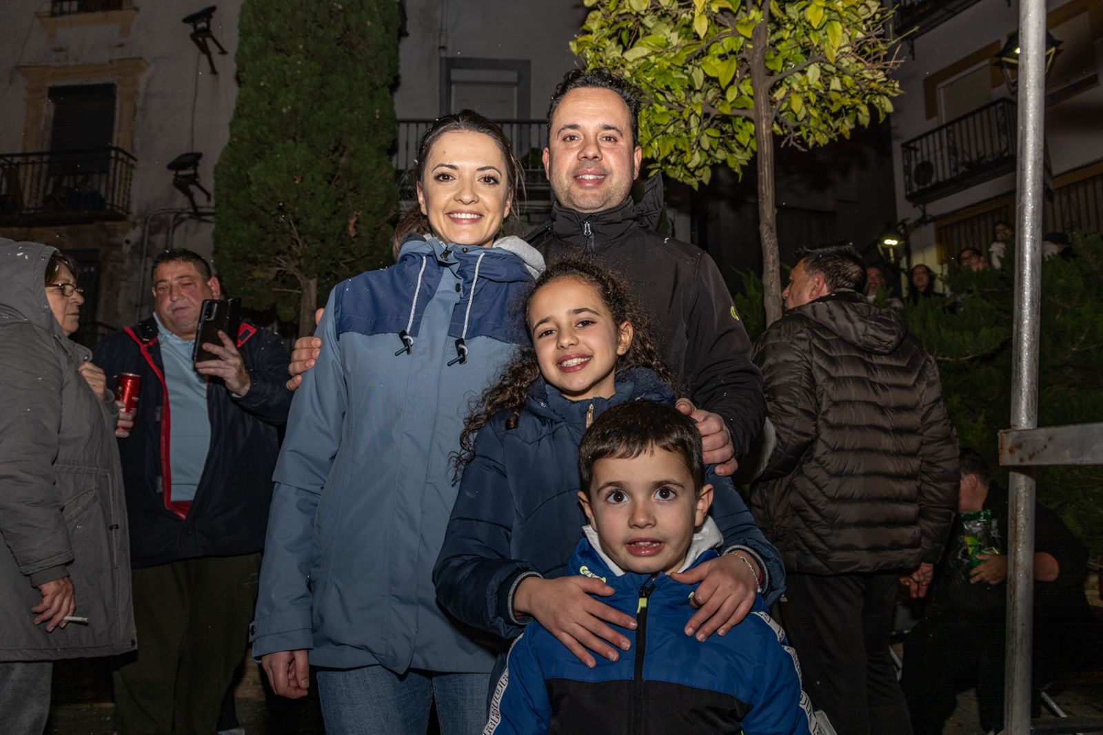 Encendido en Jaén de la lumbre oficial de San Antón 2026 y bendición de los animales