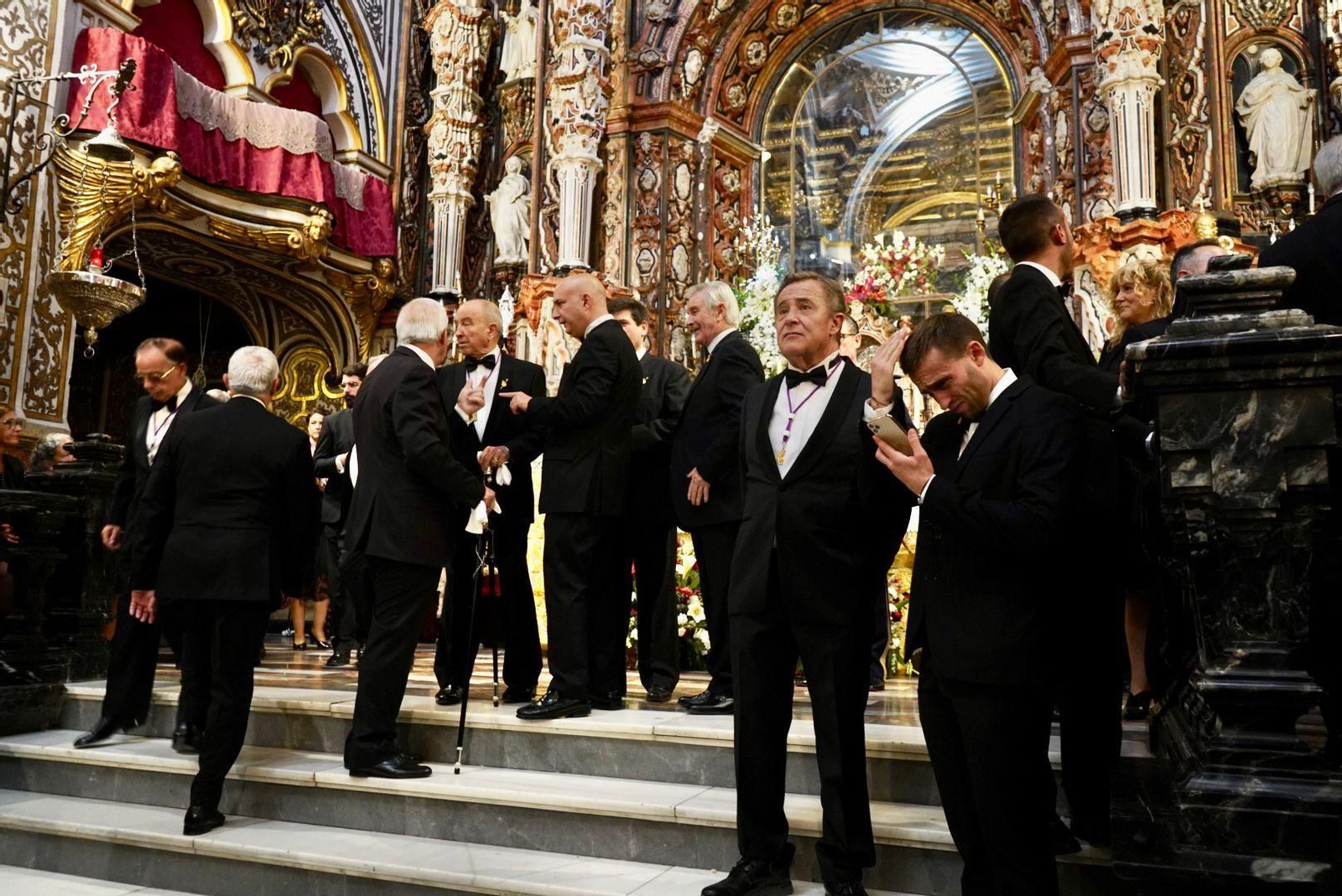 Fotos: así ha sido la procesión de la Virgen de las Angustias de Granada