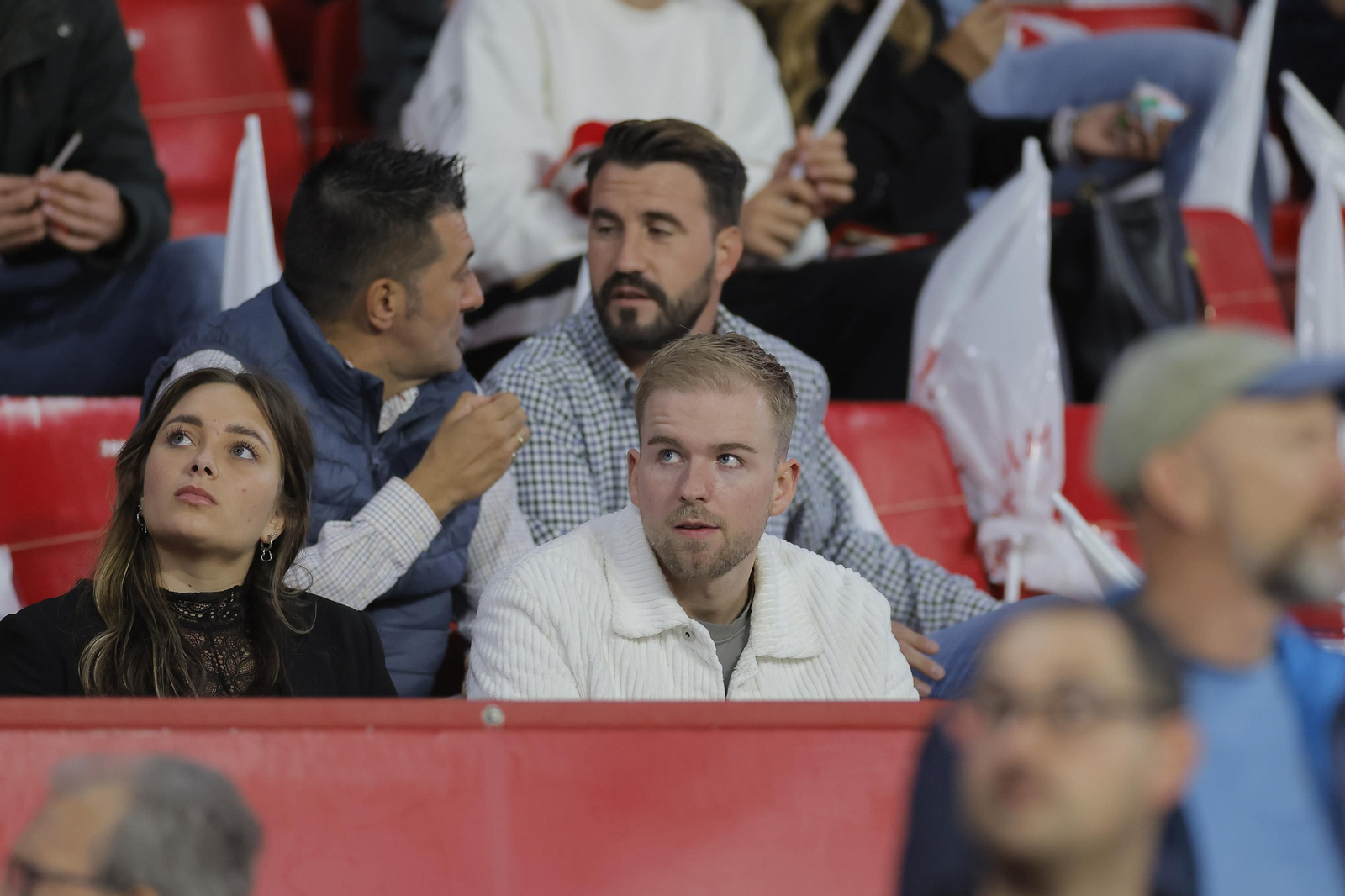 Búscate en las fotos del Sevilla-Arsenal