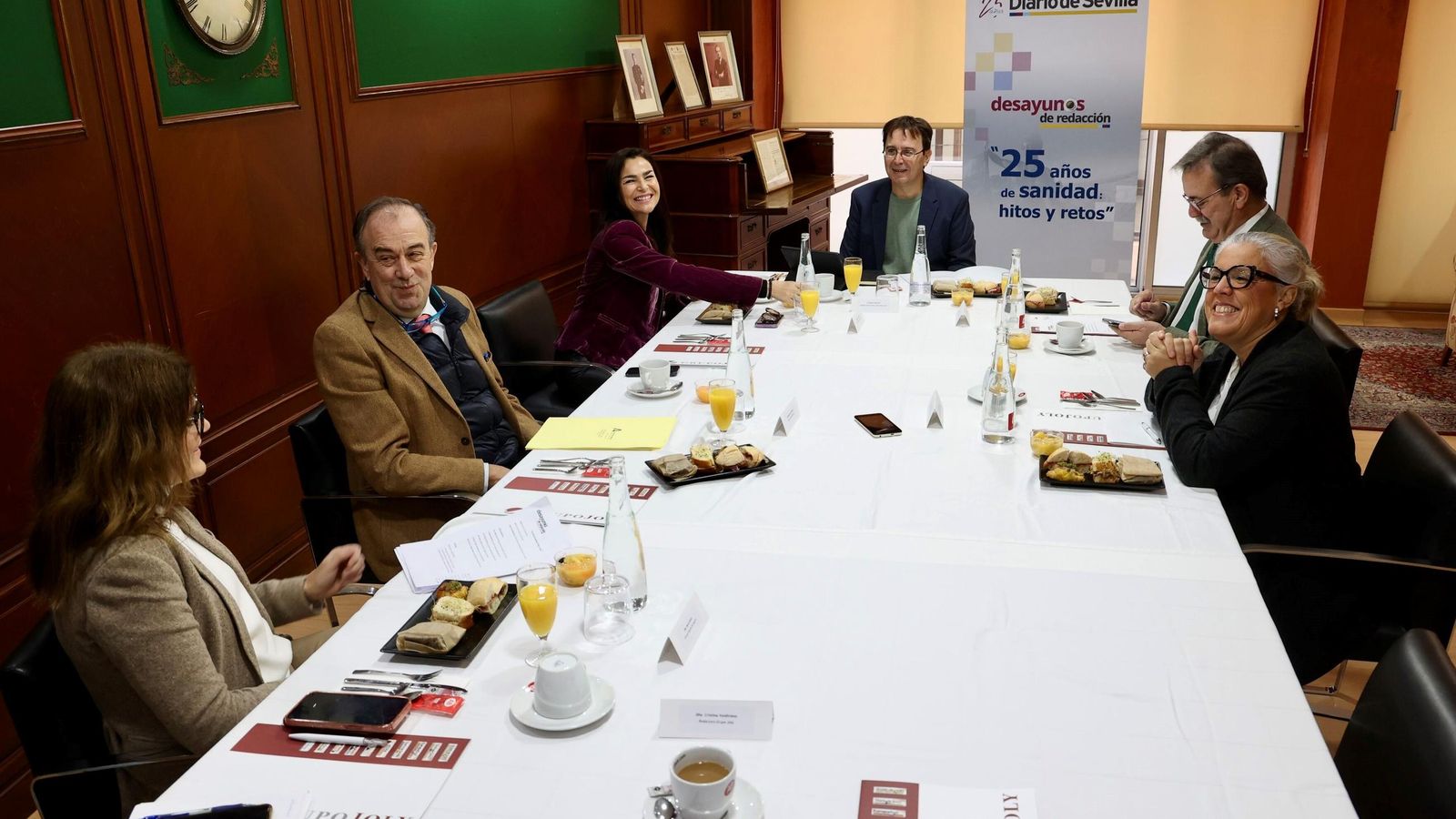 Uno de los momentos que dejó el coloquio titulado ‘25 años de sanidad: hitos y retos’, en la sede de Diario de Sevilla.