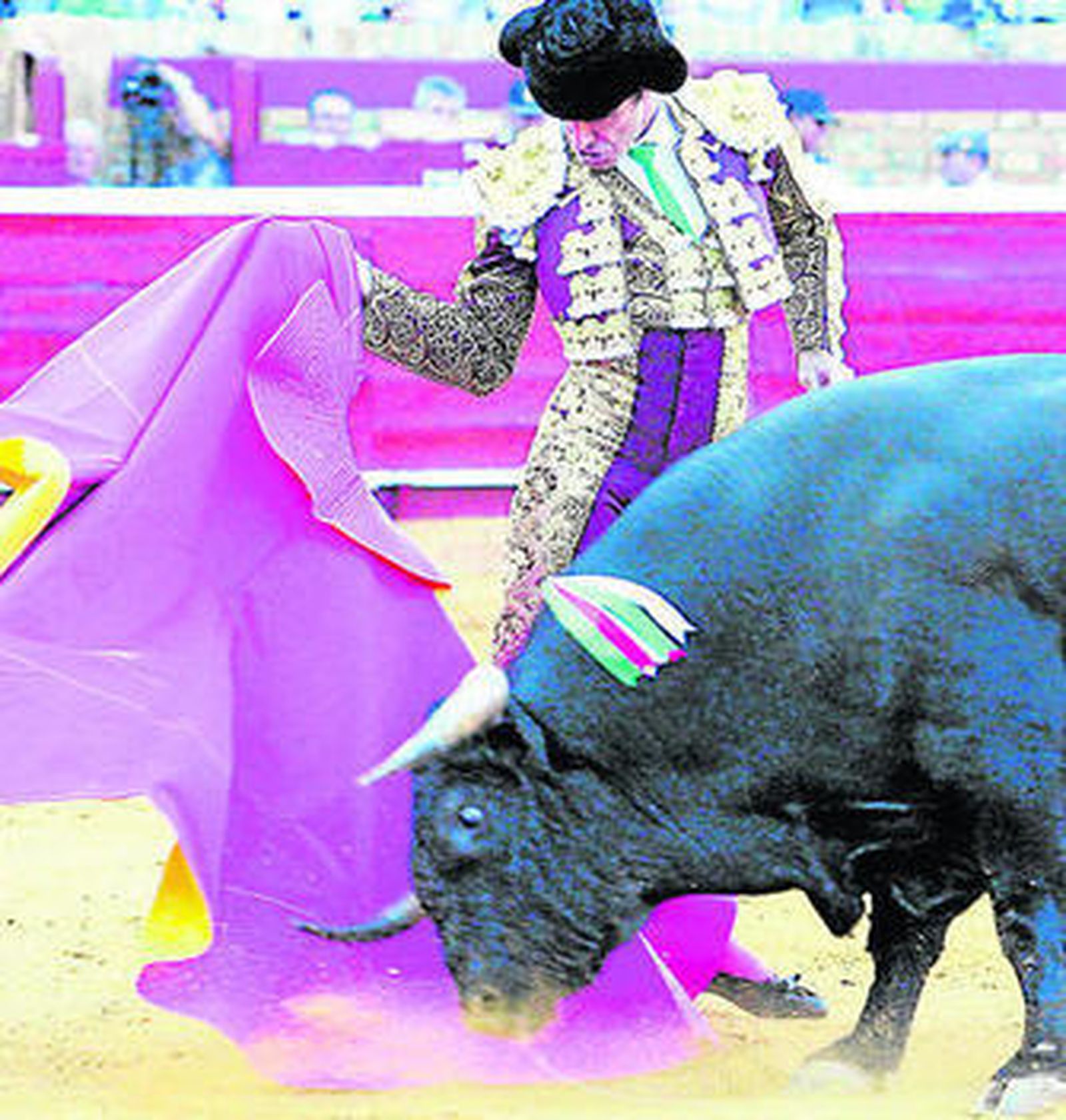 La retirada de José Tomás, grave 'cornada' para los empresarios