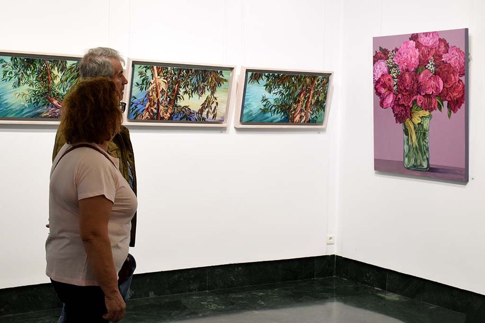 Inauguración exposición 'Naturaleza' del pintor ayamontino Juan Fernández.