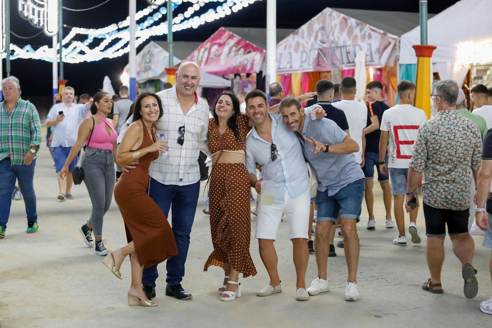 Búscate en las fotos del lunes en la Feria de La Línea