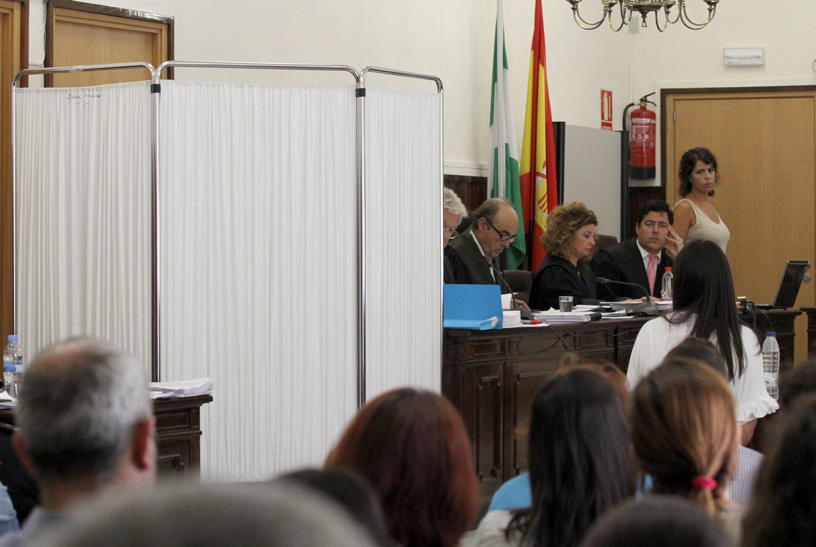 La declaración de la madre y esposa de las víctimas en el juicio del crimen de Almonte, en imágenes