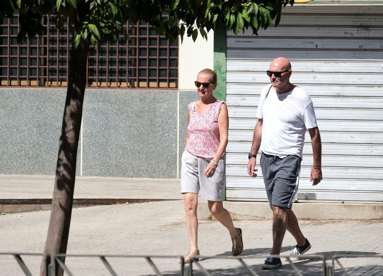 Un día de agosto en el barrio cordobés de Fátima, en imágenes