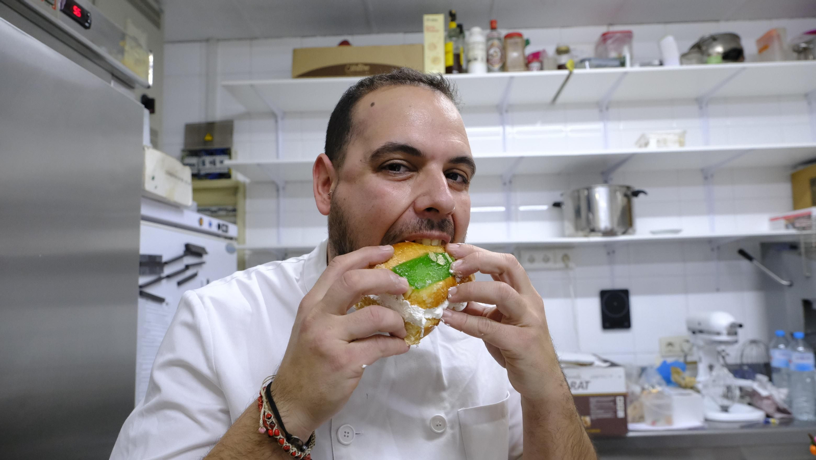 Fotogalería del roscón de reyes en Pastelería Yemadi, en Almería