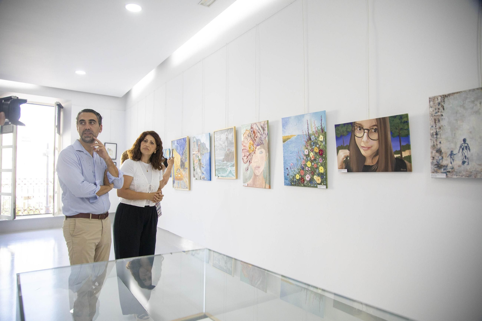 Las imágenes de la exposición de arte de la Escuela de Artepintura de Almería
