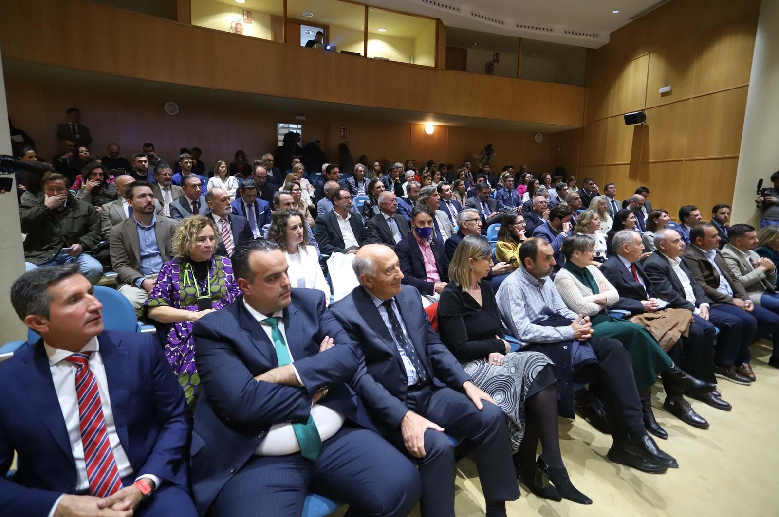 Imágenes de la entrega de los XVI Premios Empresarios del Año de Huelva