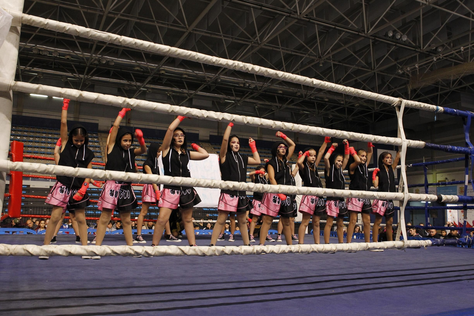 Fotogalería de la velada solidaria de boxeo