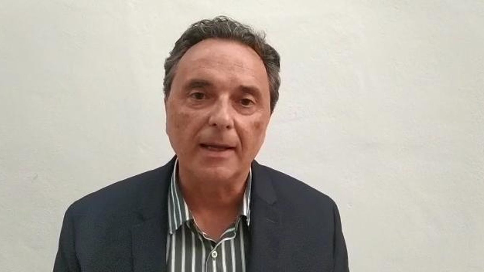 El alcalde de Torremolinos pide "calma" tras detectarse nueve turistas con coronavirus en un hotel