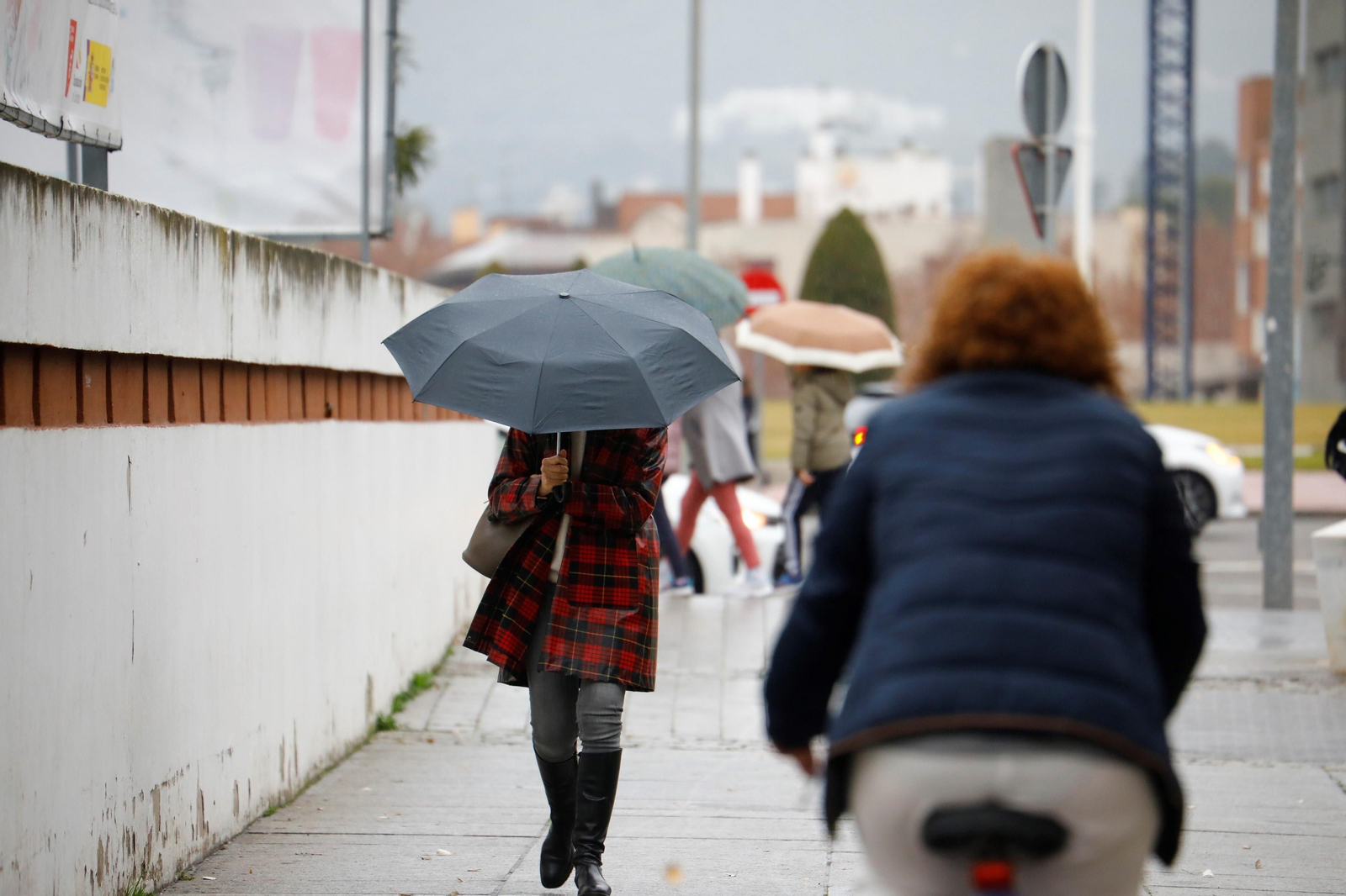 La lluvia vuelve a Córdoba con el paso de la borrasca Hipólito, en imágenes