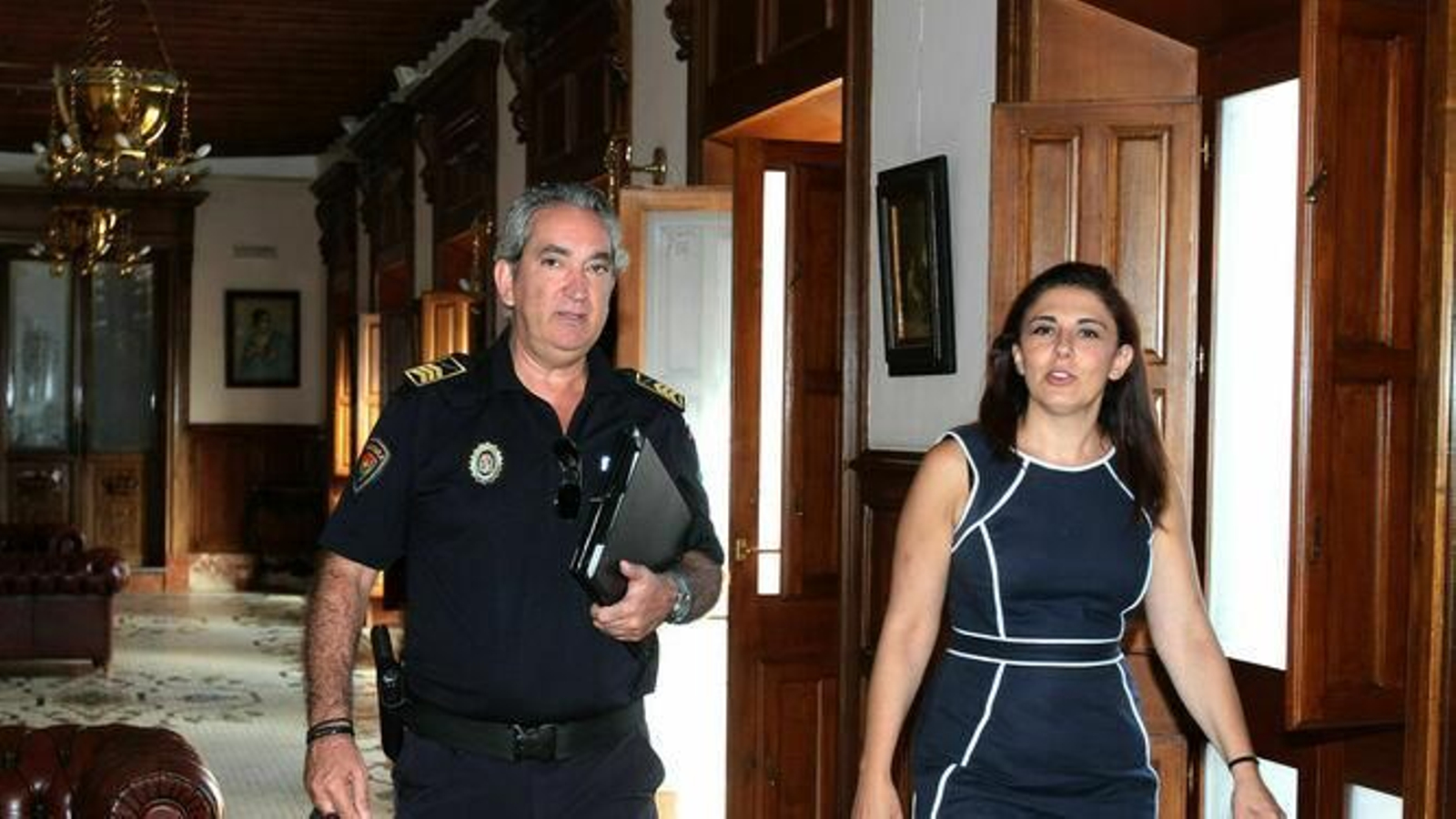 El anterior responsable de la Policía Local reclama el complemento salarial de jefe con carácter retroactivo