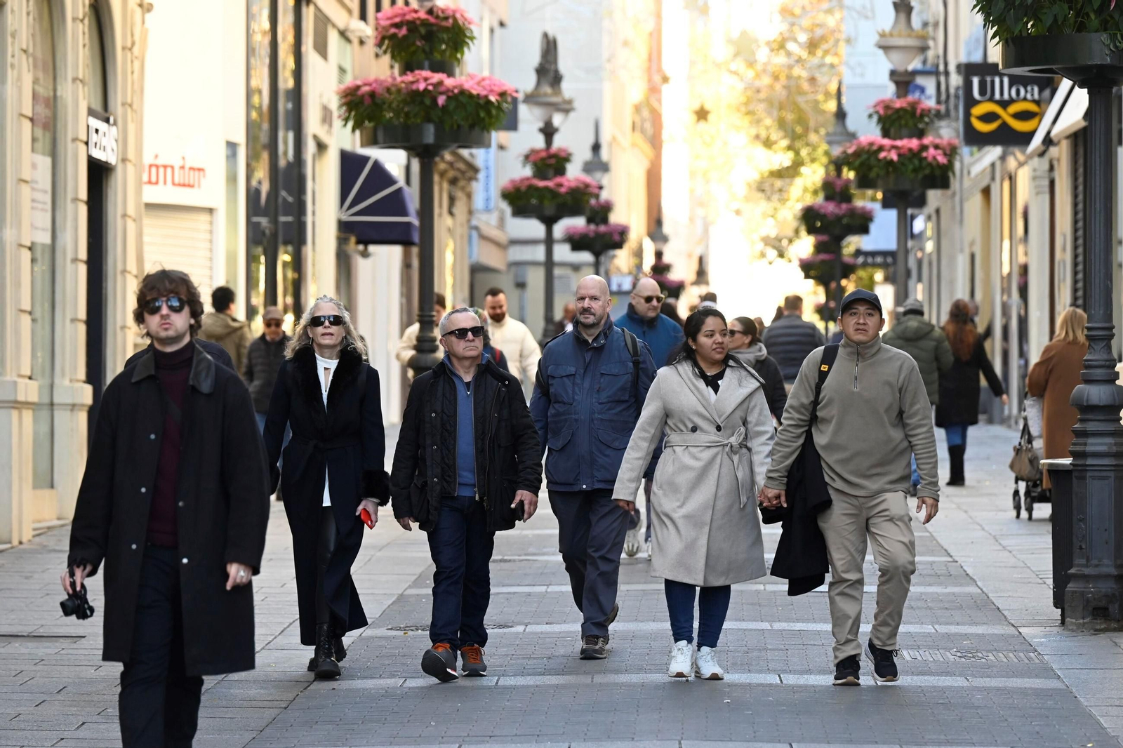 Los cordobeses salen a la calle en el primer día de 2025, en imágenes