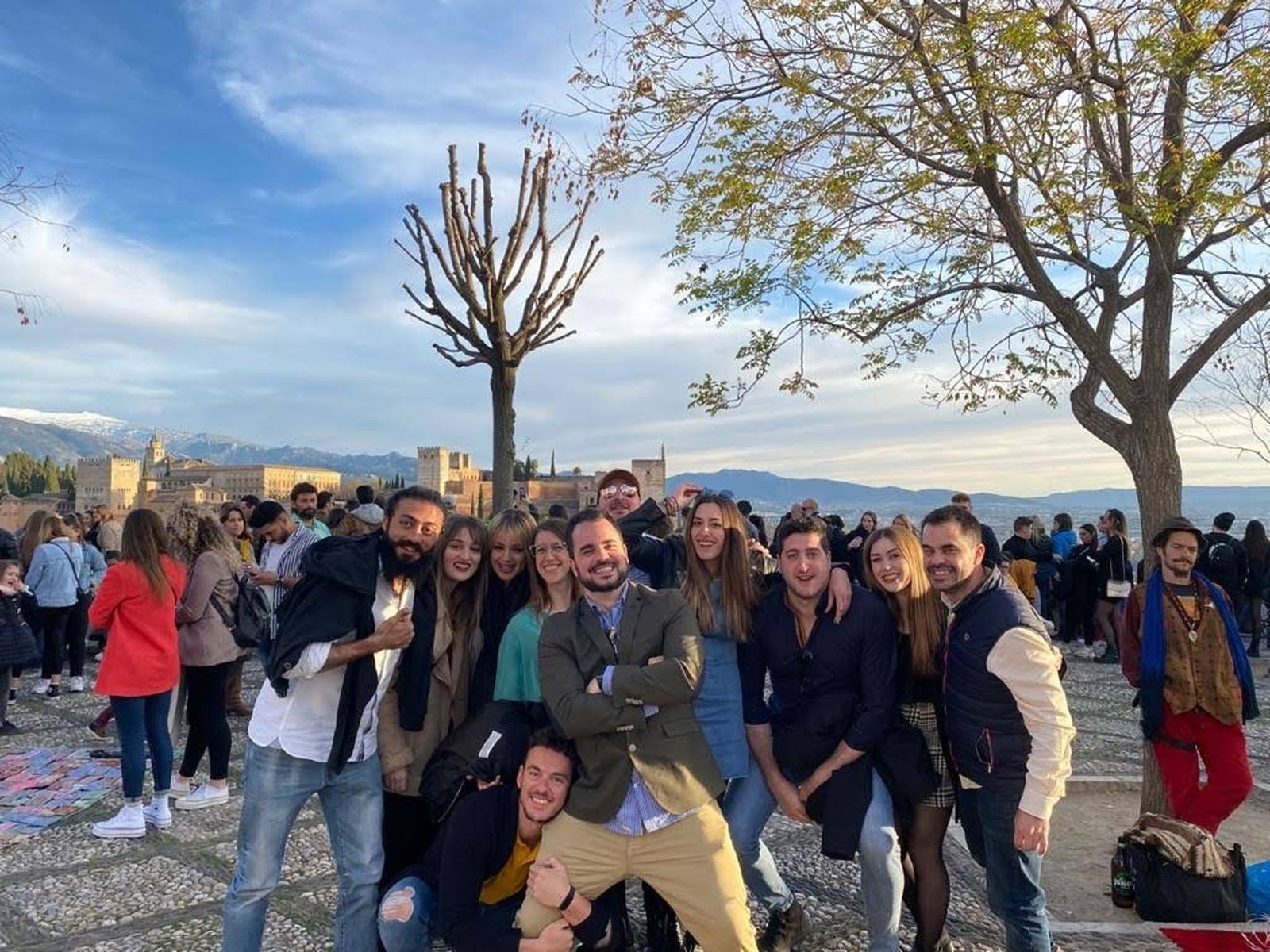 Cita en Granada para la gran fiesta post cuarentena: imagen del último encuentro en marzo