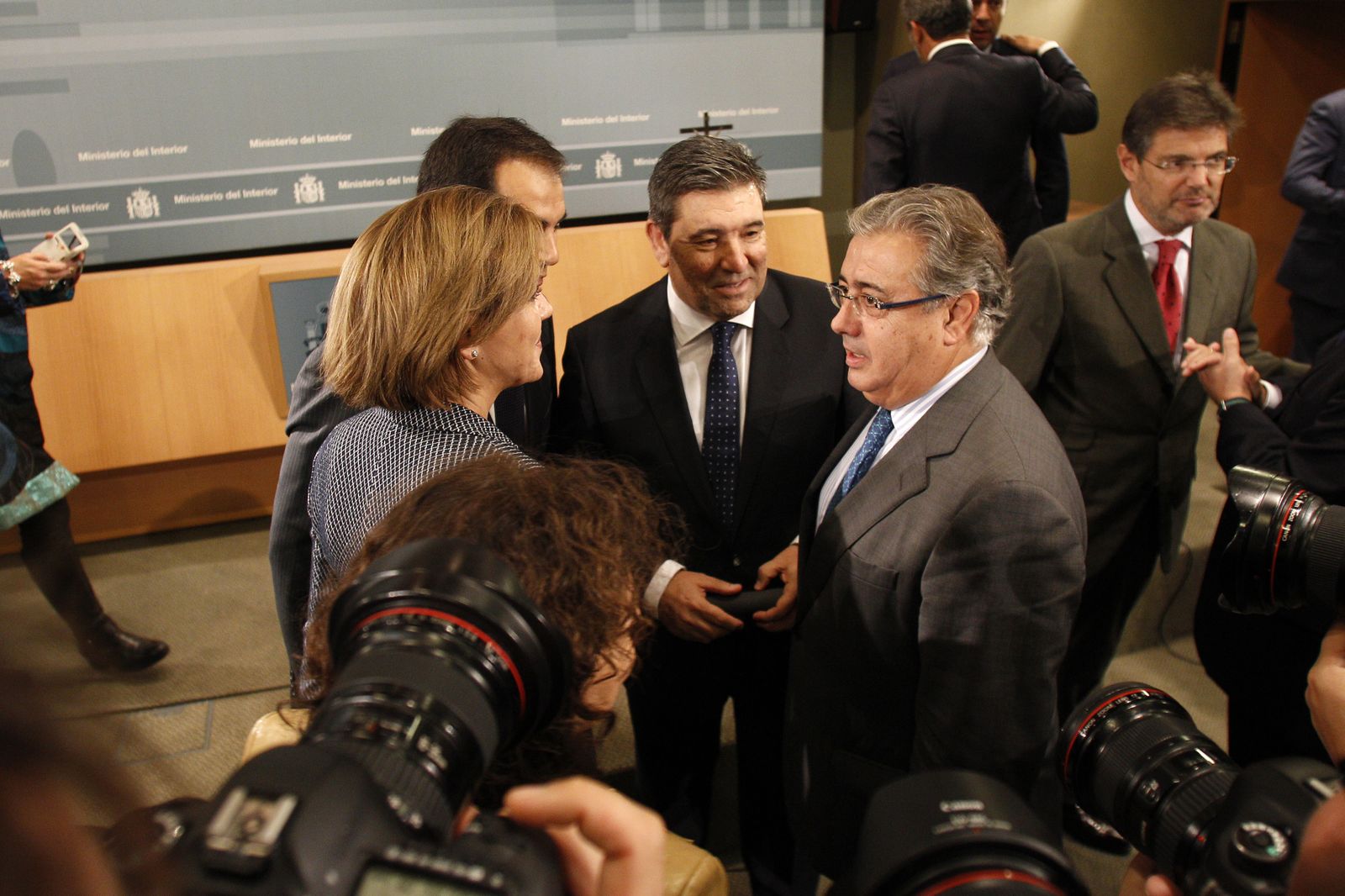 Los miembros del gabinete de Zoido juran sus cargos