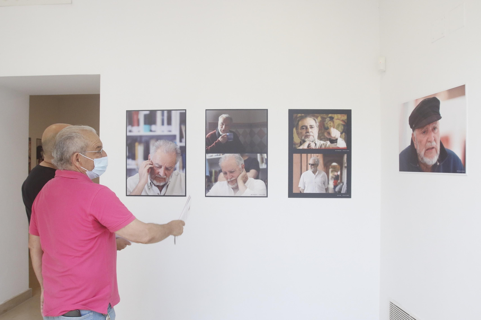 Las imágenes de la exposición que rinde tributo a Julio Anguita en Córdoba