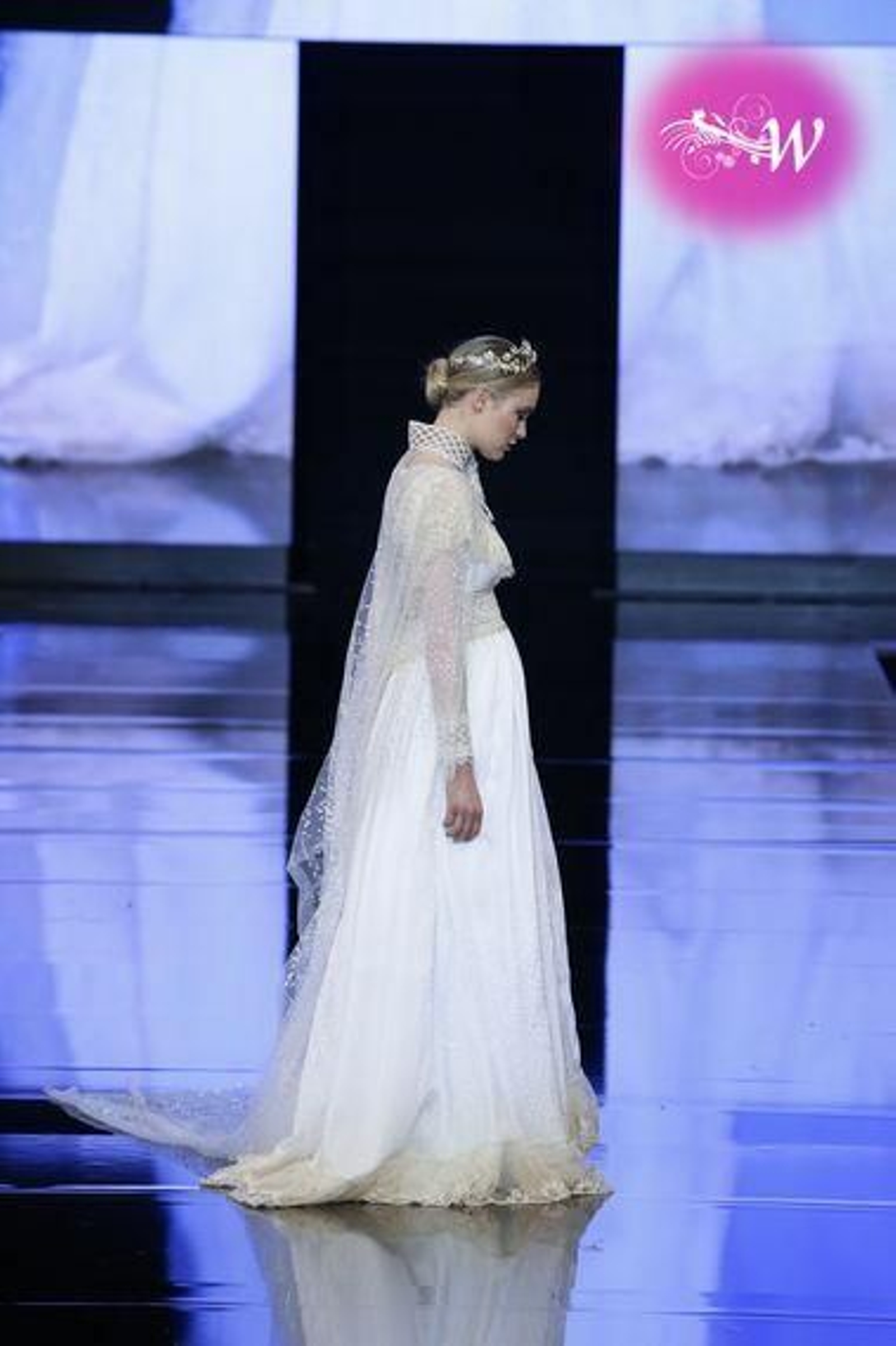 Aurora Gaviño homenajea a María Jiménez: todas las fotos del desfile en SIMOF 2020