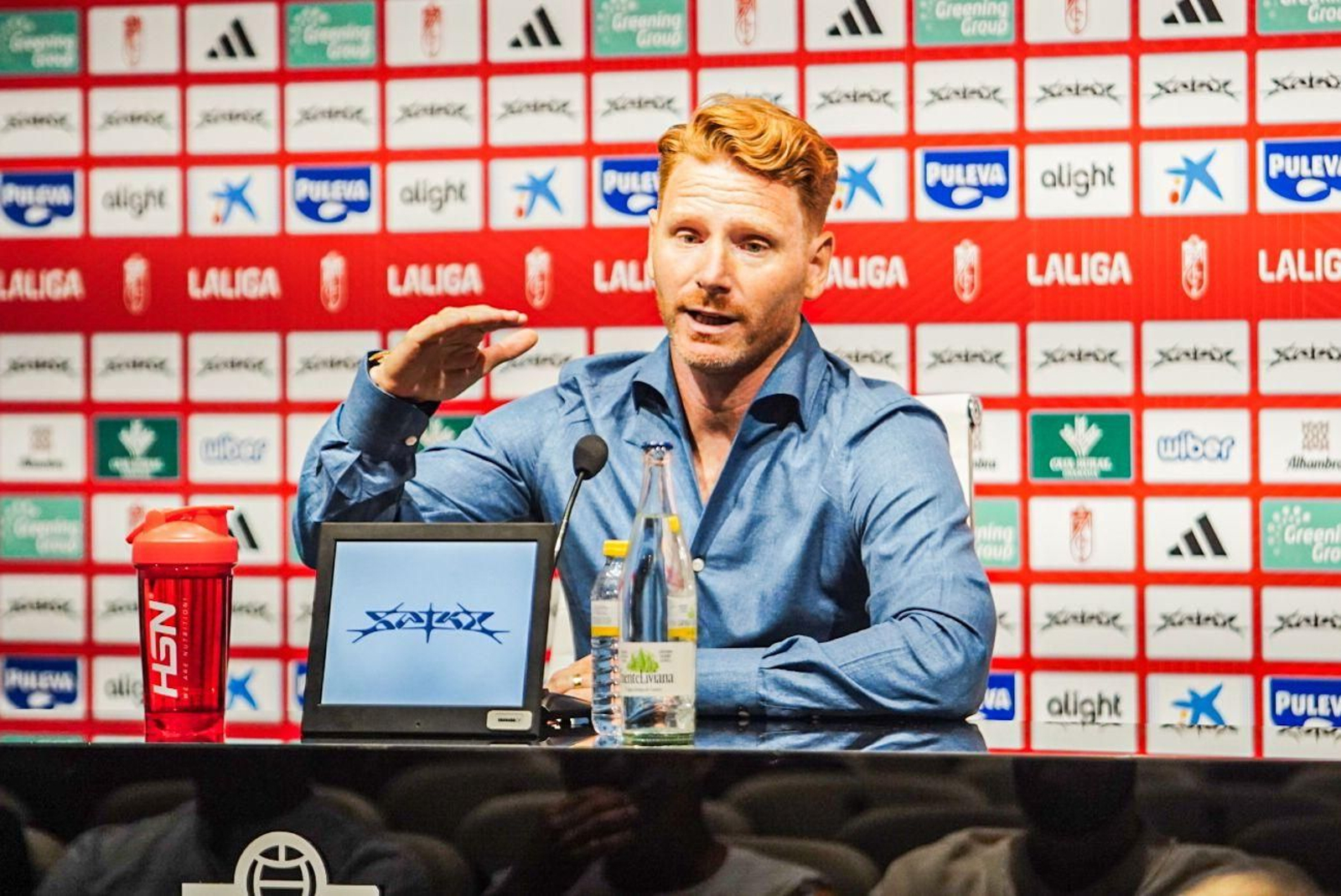 Guillermo Abascal durante su presentación como entrenador del Granada CF.