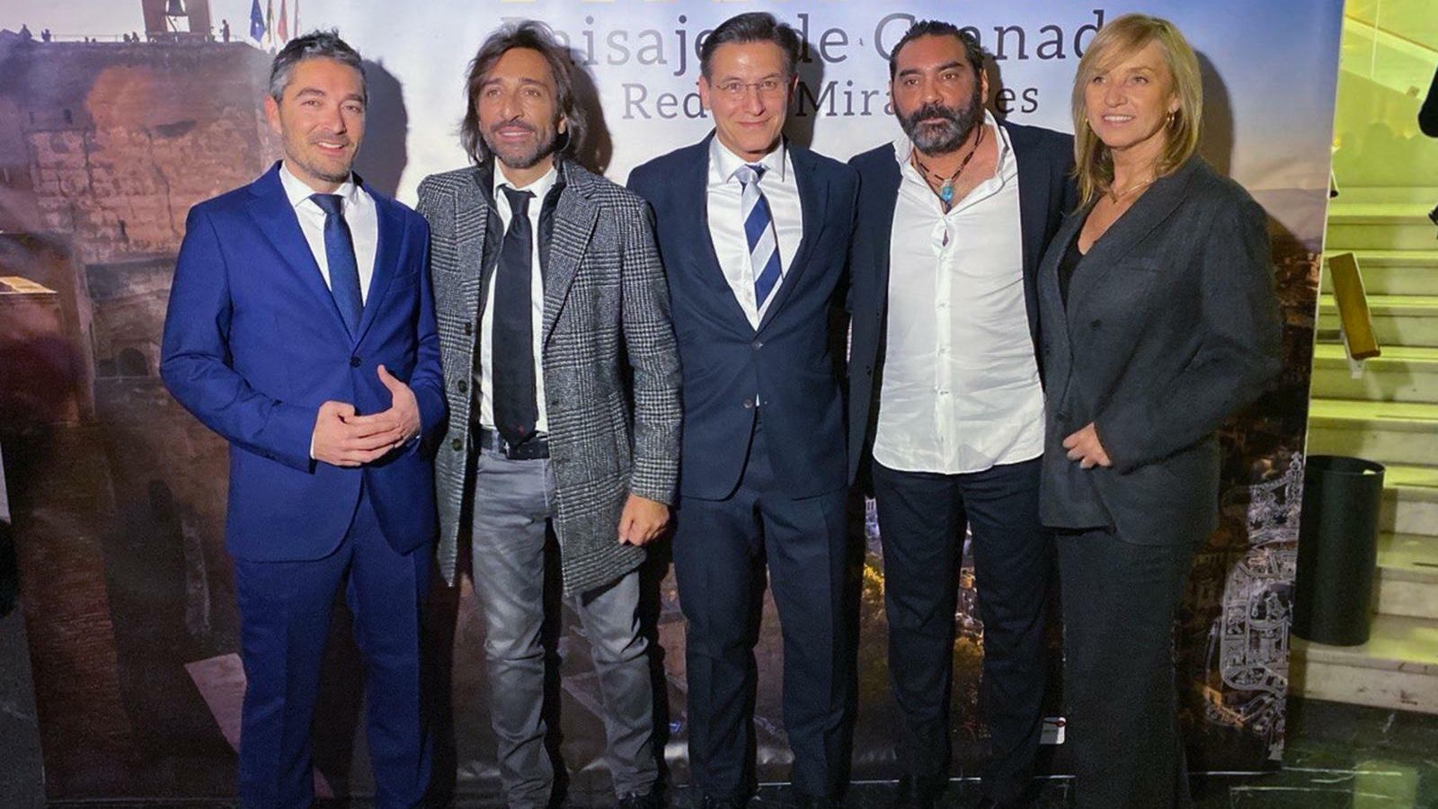 Los Ketama arroparona  la delegación granadina