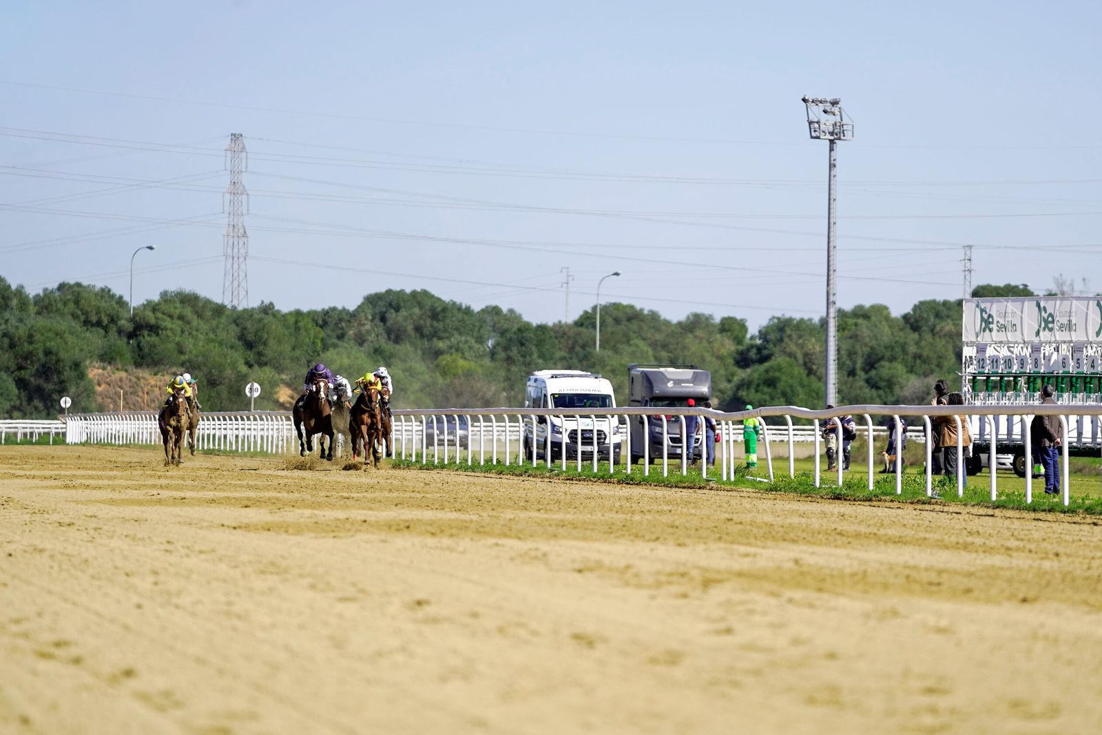 Las fotos del Premio Diario de Sevilla en el hipódromo de Dos Hermanas