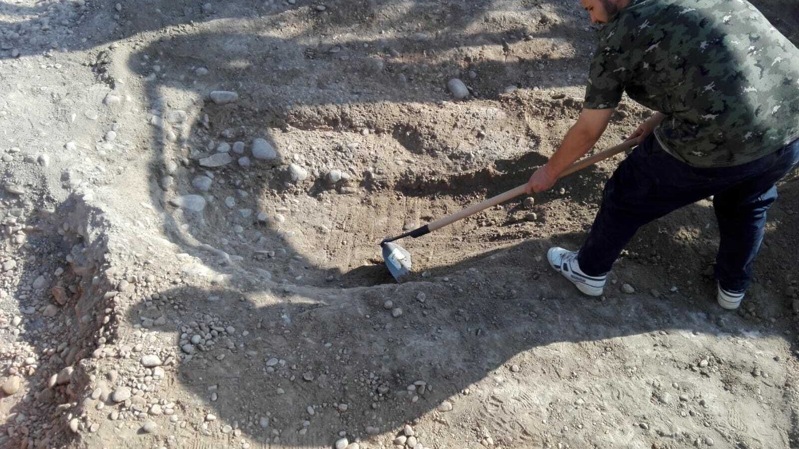 Trabajos de excavación en Montemayor.