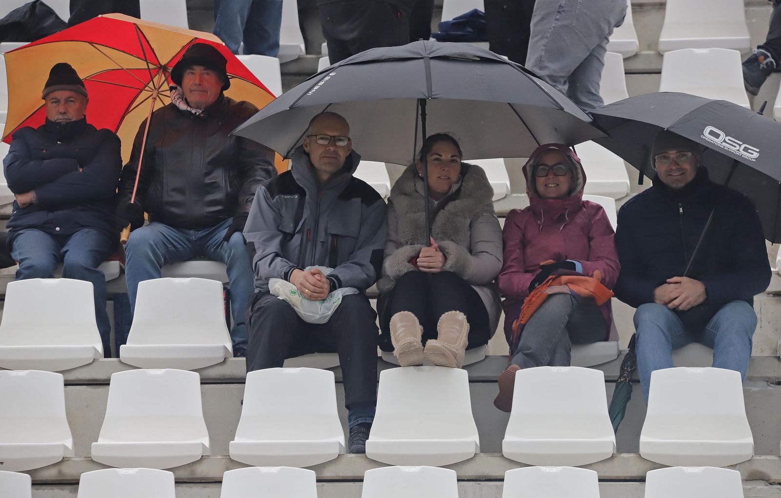 Búscate en el Ciudad de La Línea durante el Balona - Córdoba B de Tercera Federación