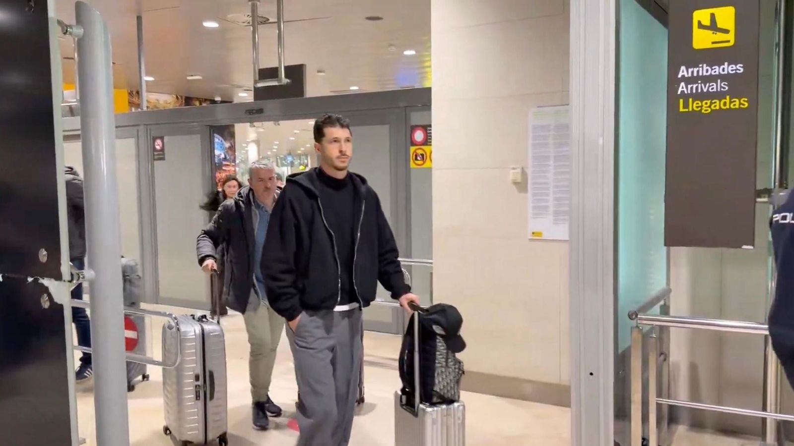 Guido Rodríguez llega a Valencia para ser nuevo futbolista del conjunto ché