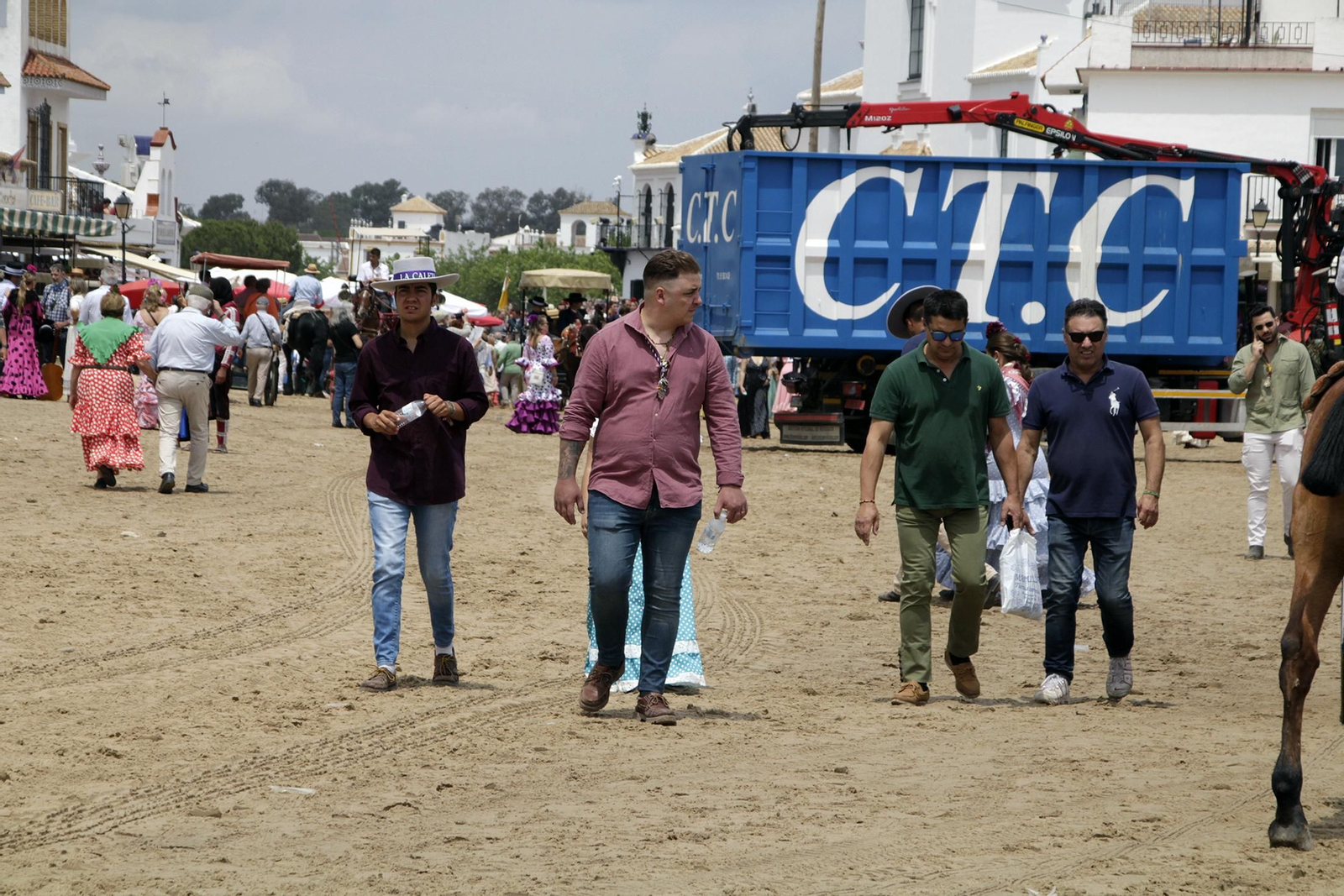 Así se vive la romería en las casas de la aldea