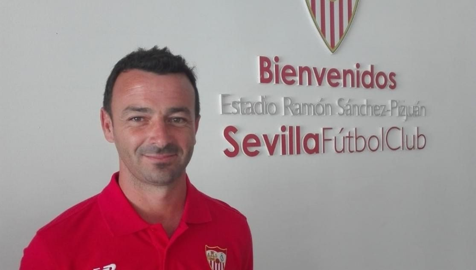 Acejo, tras firmar con el Sevilla.