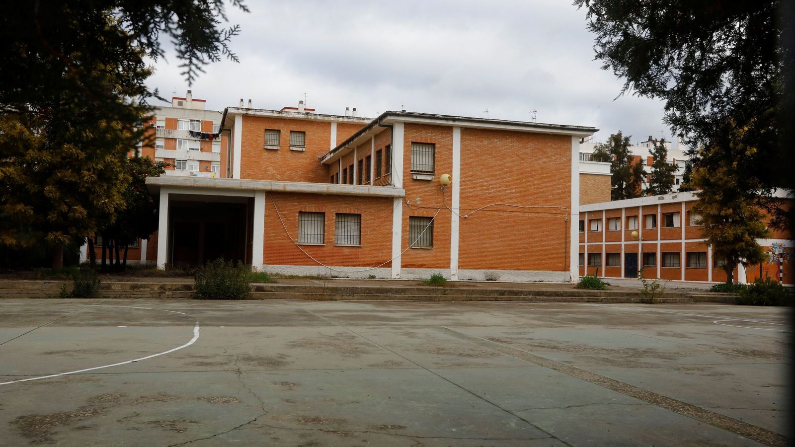Dependencias del colegio Lucano.