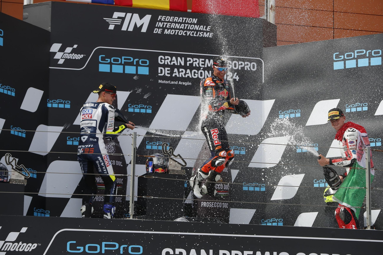 Las fotos del primer triunfo del palaciego Rueda en el Mundial de motociclismo