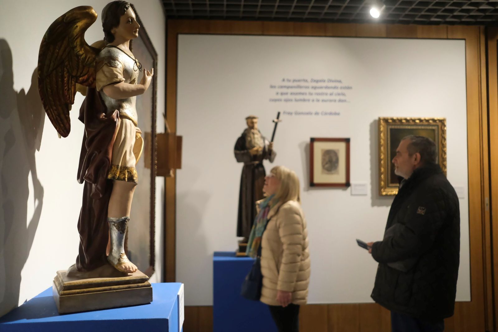 La exposición 'El resurgir de una devoción', de la Divina Pastora de las Almas de Córdoba, en imágenes