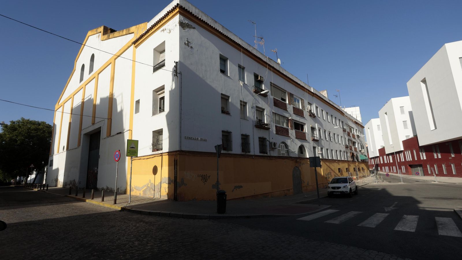 El antiguo frontón Betis en el Porvenir.