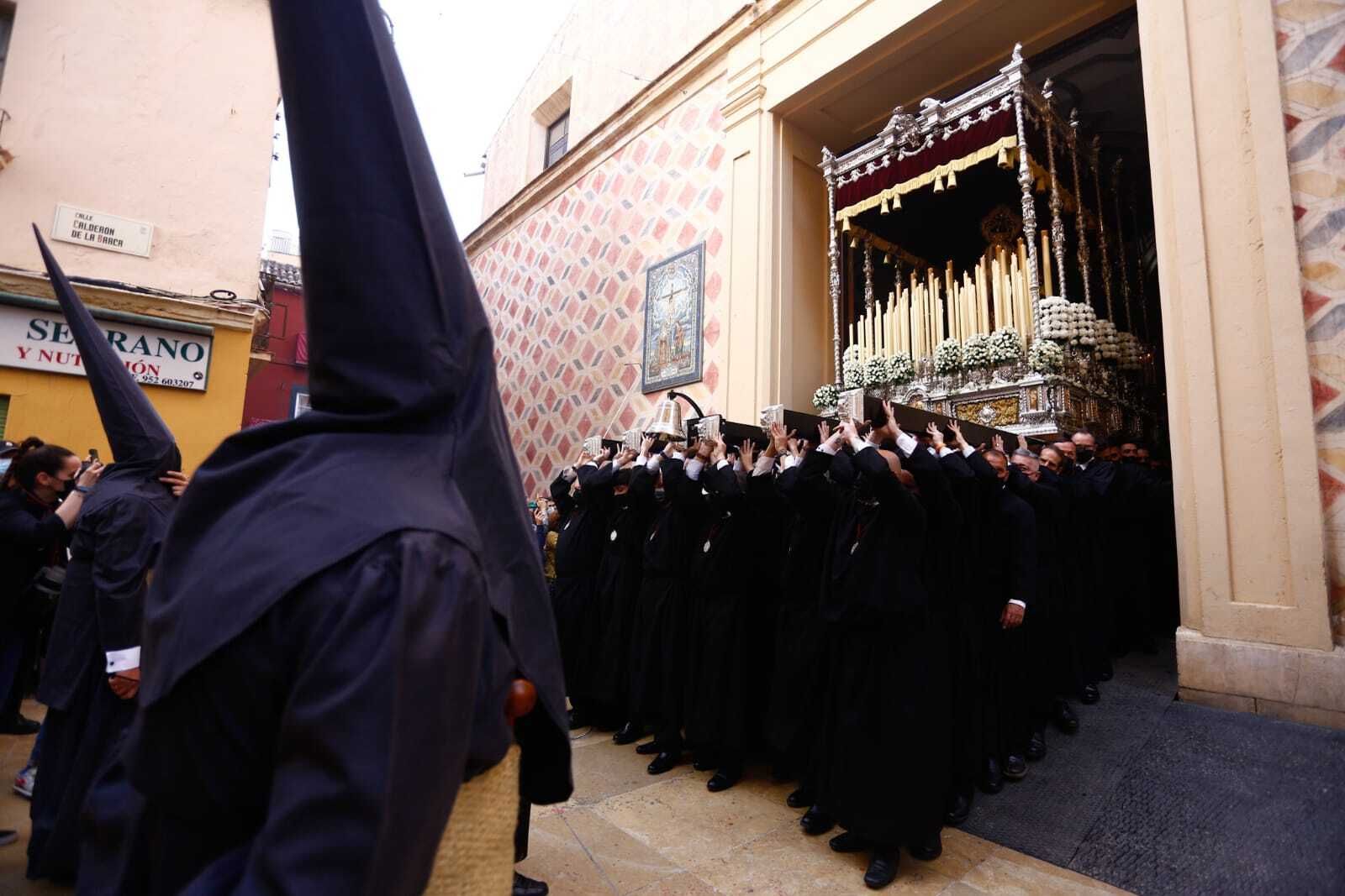 Las fotos de Dolores de San Juan, en el Viernes Santo de Málaga