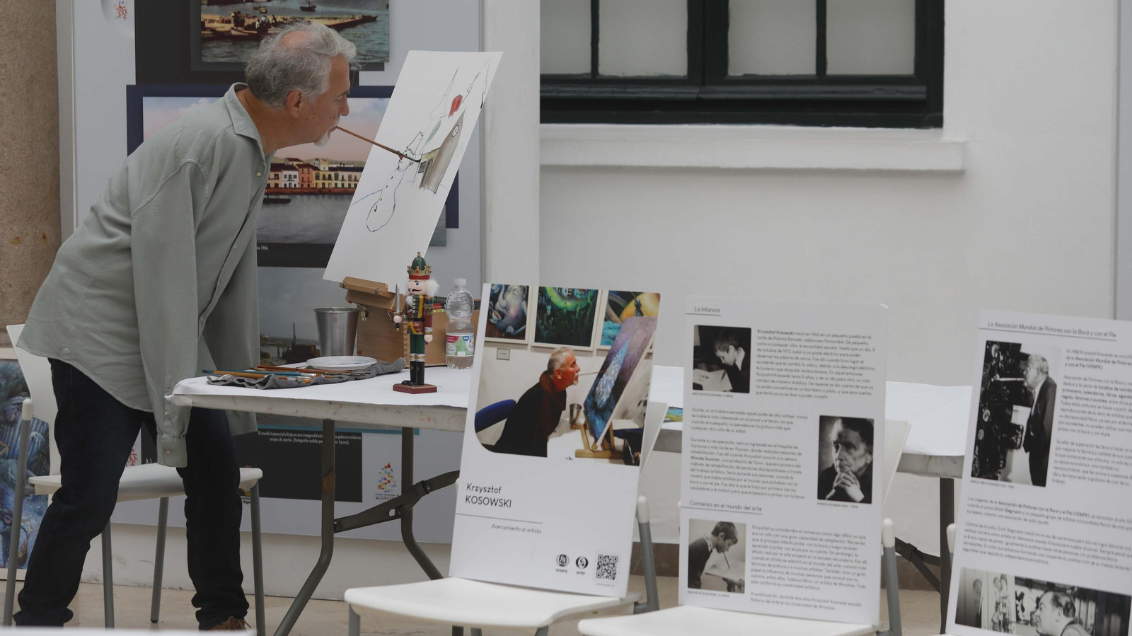 Las fotos del taller de pintura del artista Krzysztof Kosowski