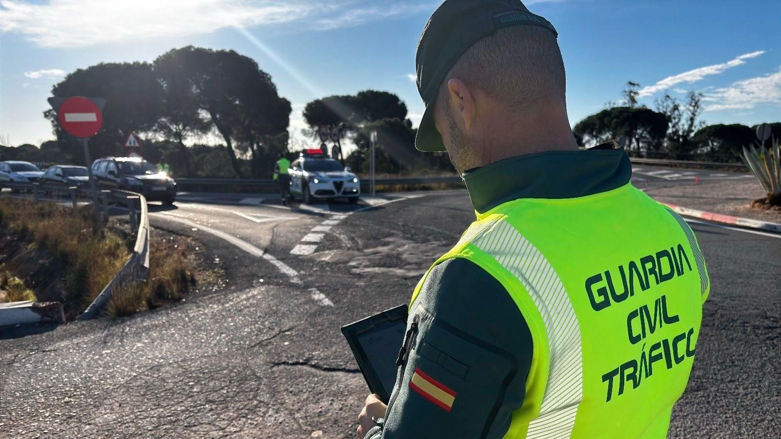 Un agente de la Guardia Civil de Tráfico | Imagen de archivo