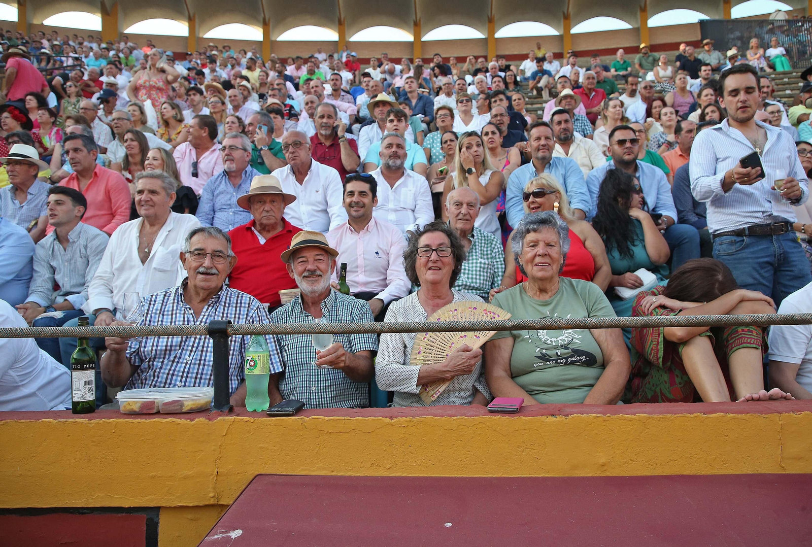 Búscate durante la corrida del viernes  en la plaza de toros Las Palomas