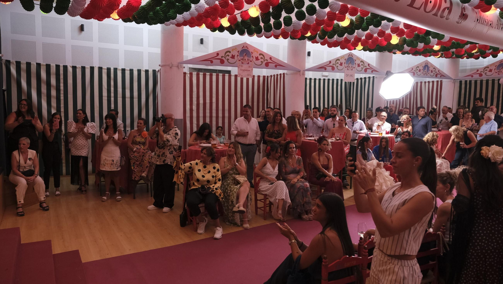 Así viven los almerienses el primer sábado de la Feria del Mediodía