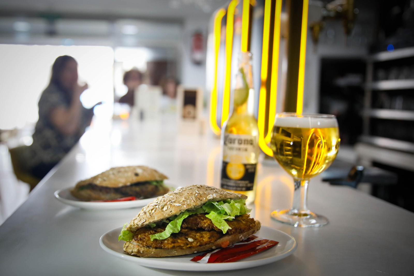 Imágenes de bar Mar Robles y sus tapas por el 60 aniversario