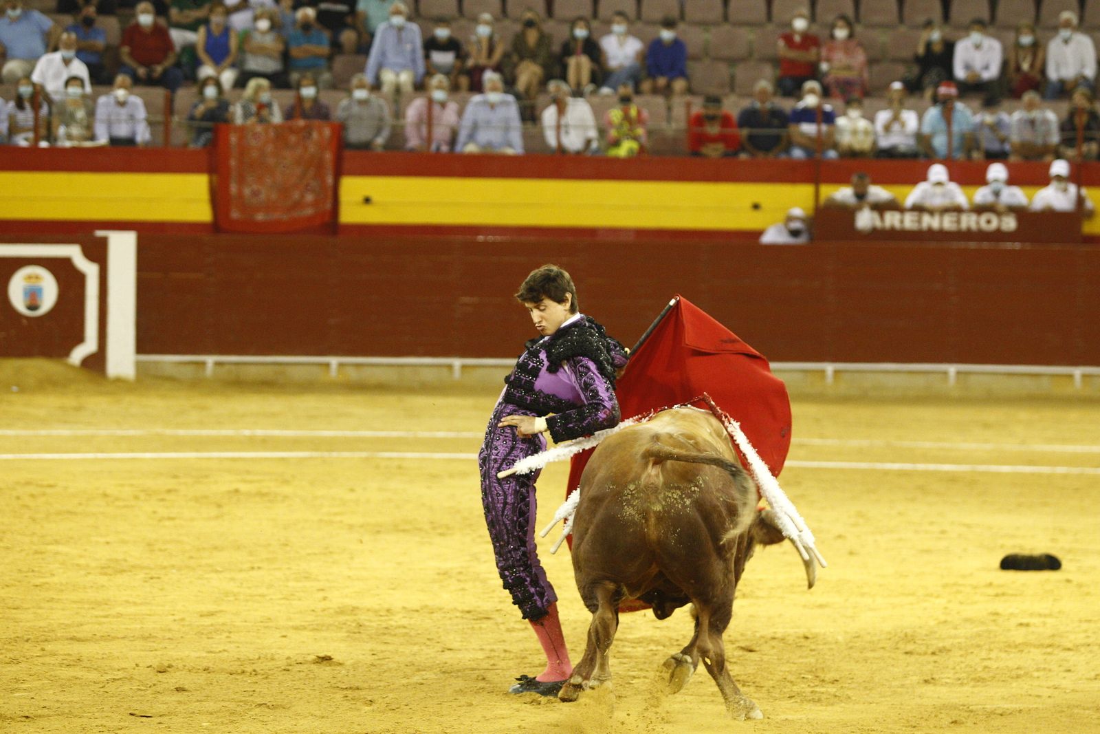Fotogalería corrida de toros. Cayetano Rivera, Paco Ureña y Roca Rey. Roquetas de Mar.