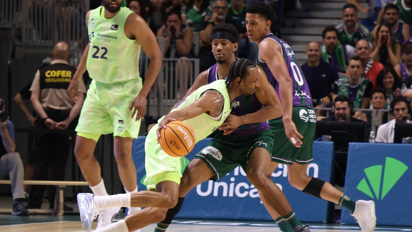 Las fotos del Unicaja-Barcelona, primer partido del play off de la Liga Endesa
