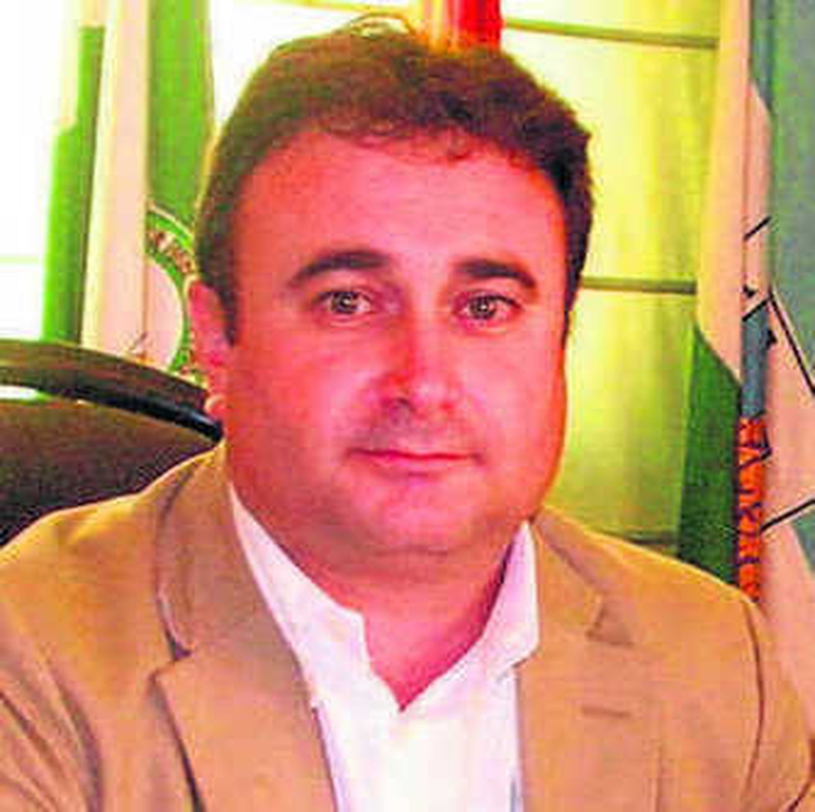 González Pulido da un paso atrás y deja vía libre hacia la Alcaldía de Salobreña