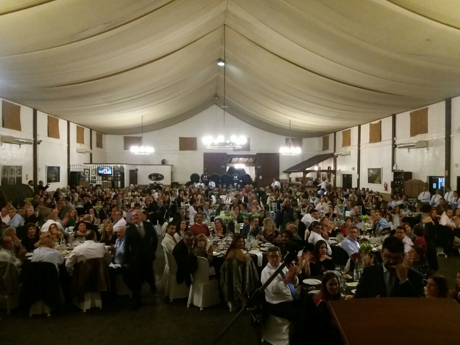 Un momento de la cena celebrada el pasado año en Miguel Guerra.