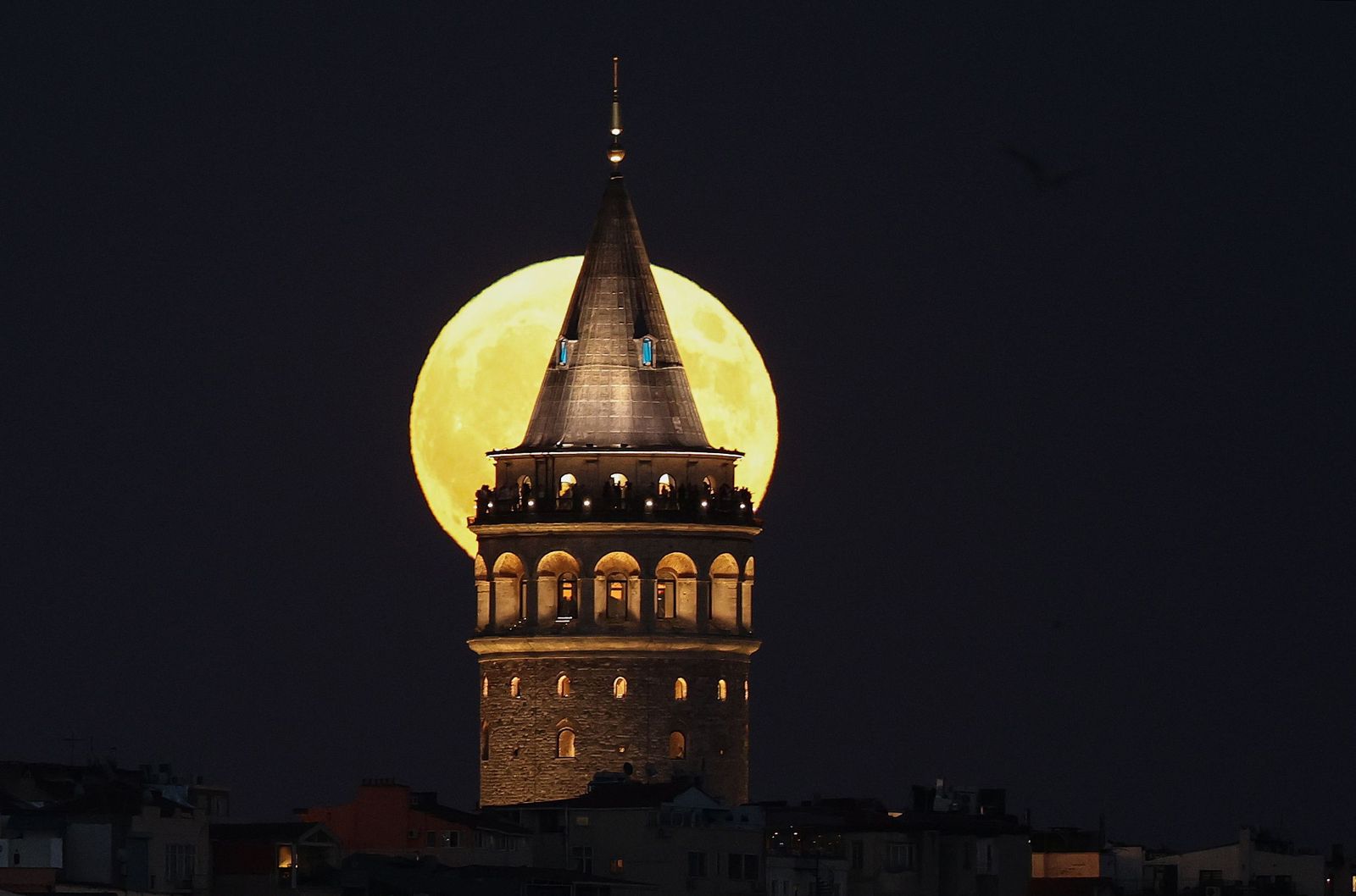 La Superluna azul captada en diferentes partes del planeta: un disfrute visual de la Luna del Esturión